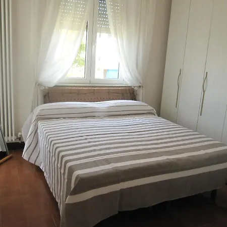 Appartamento Due Stelle Grado Exterior foto