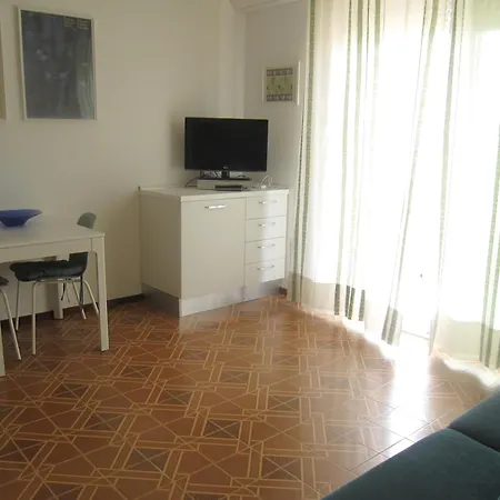 Appartamento Due Stelle Grado Exterior foto